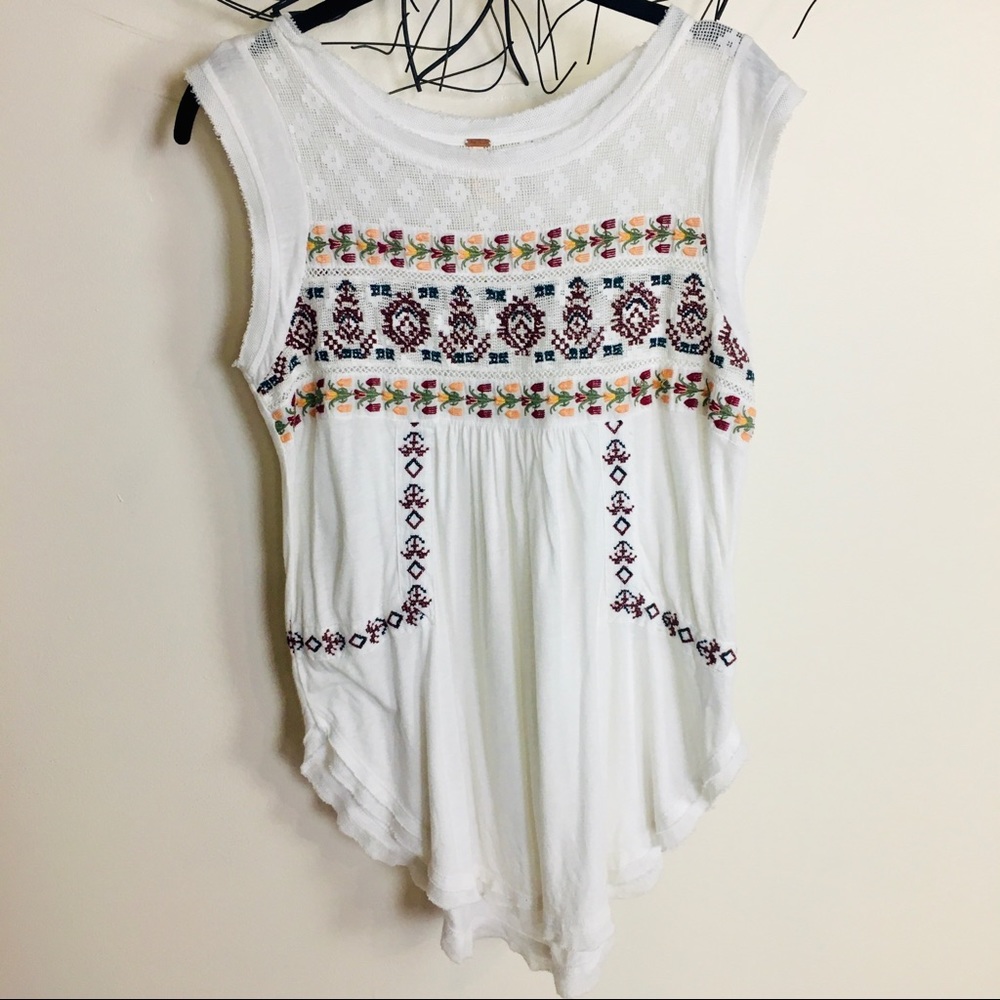 Featured in LAB RATS AND TEEN WOLF  free people top skylar storm malia Tate